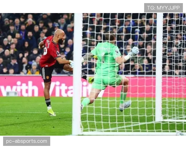 战报:谢菲联0-1埃弗顿,全场唯一进球来自对手传球失误后的反击 战报:谢菲联0-1埃弗顿,全场唯一进球来自对手传球失误后的反击